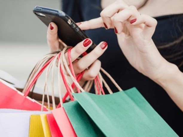 Feature-Rich Mobile Shopping Experiences